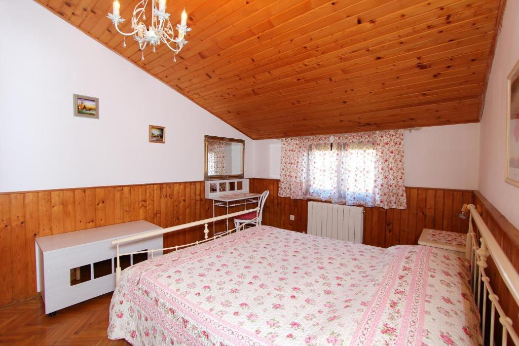 Guest House Aurora ロヴィニ 部屋 写真