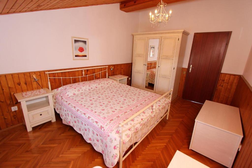 Guest House Aurora ロヴィニ 部屋 写真